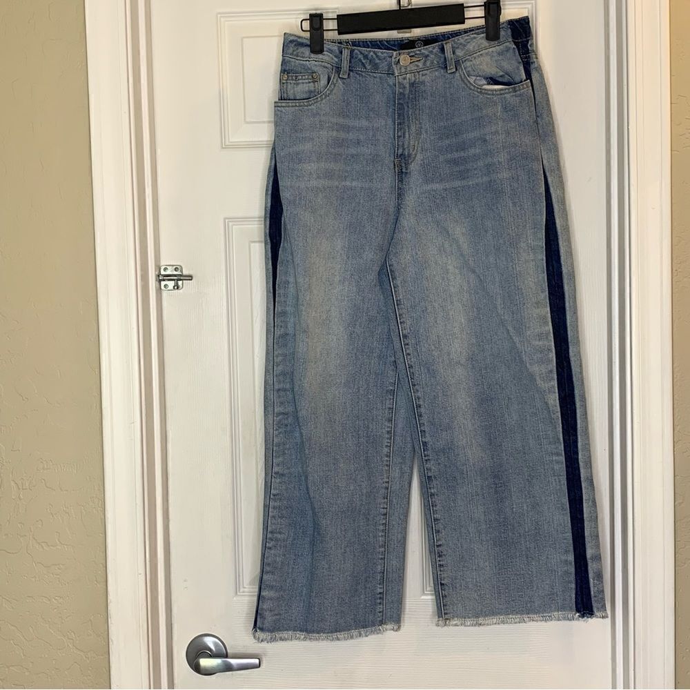Missguided Wide Leg Raw Hem Side Stripe High Rise Jeans Size 6